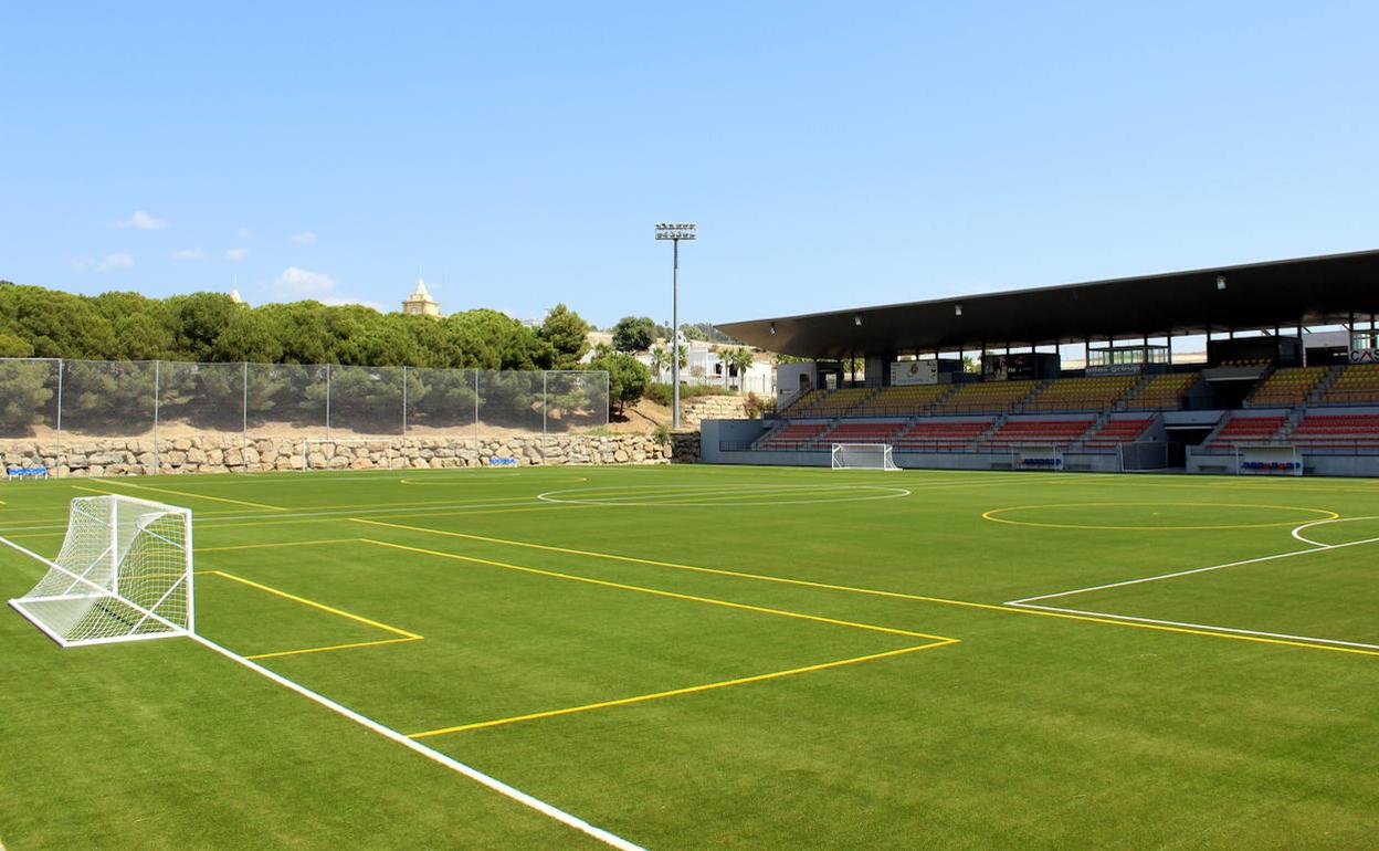 Estadio Francisco Muñoz Pérez, lugar donde tendrá lugar la Jura de Bandera Civil. 