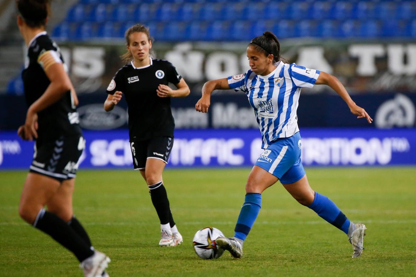 El Málaga gana al Zaragoza en la Copa de la Reina