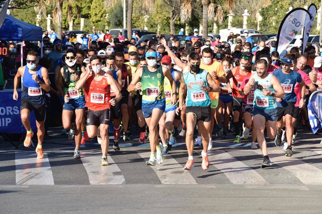 La Carrera Litoral Holiday World cuenta, como en cada edición, con tres modalidades diferentes en la carrera: de 21 kilómetros (media maratón), y de 10 y 5 kilómetros, pensados para pasear y para los niños. También se podía colaborar con dorsal 0