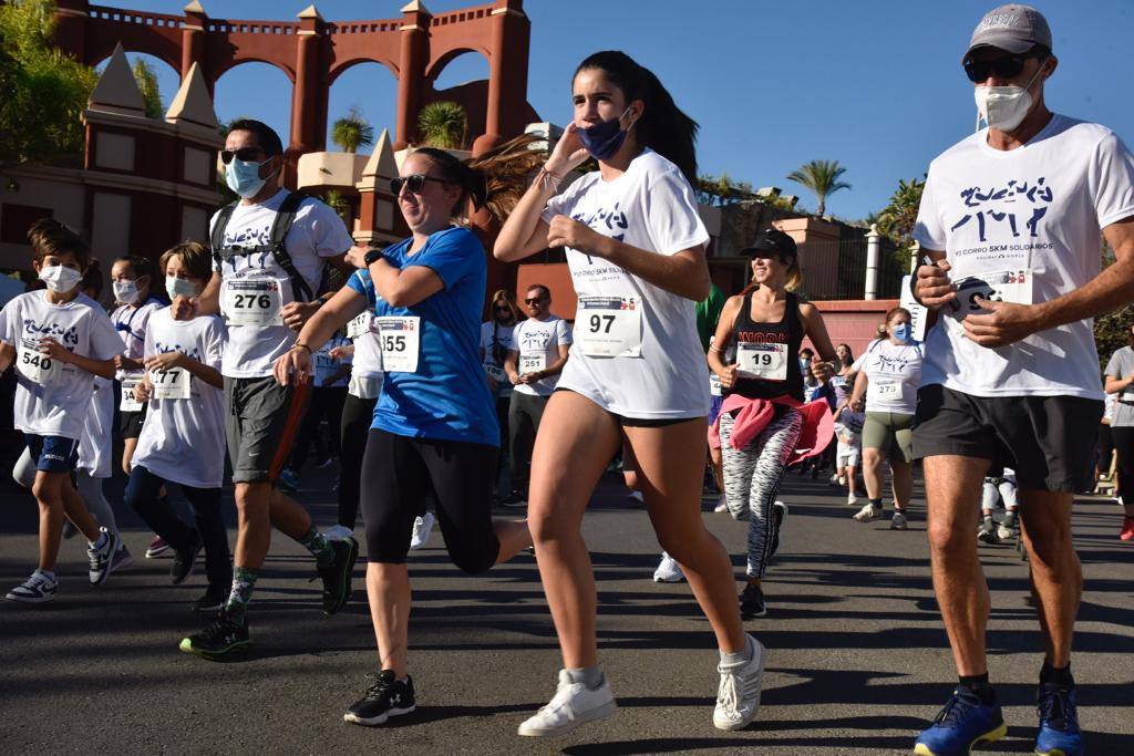 La Carrera Litoral Holiday World cuenta, como en cada edición, con tres modalidades diferentes en la carrera: de 21 kilómetros (media maratón), y de 10 y 5 kilómetros, pensados para pasear y para los niños. También se podía colaborar con dorsal 0