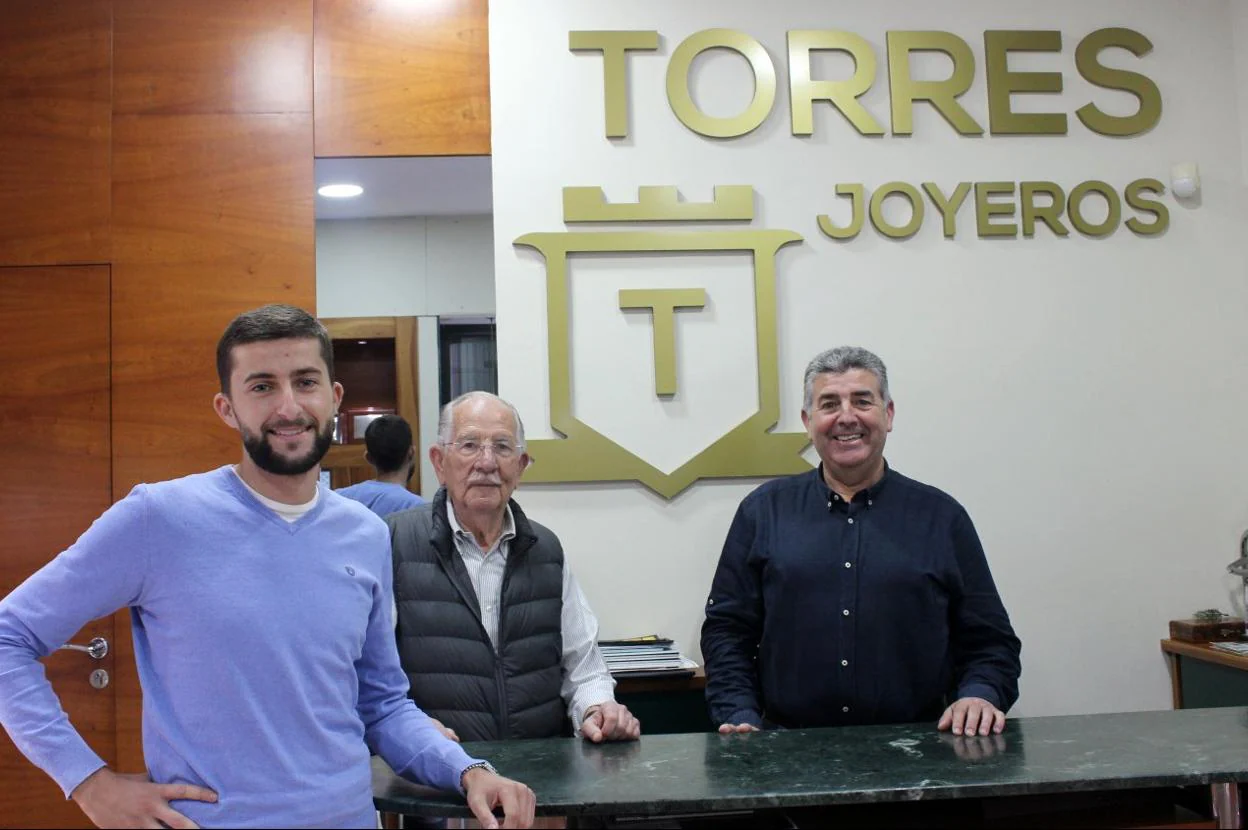 Las tres generaciones de Antonio Torres Joyeros. 