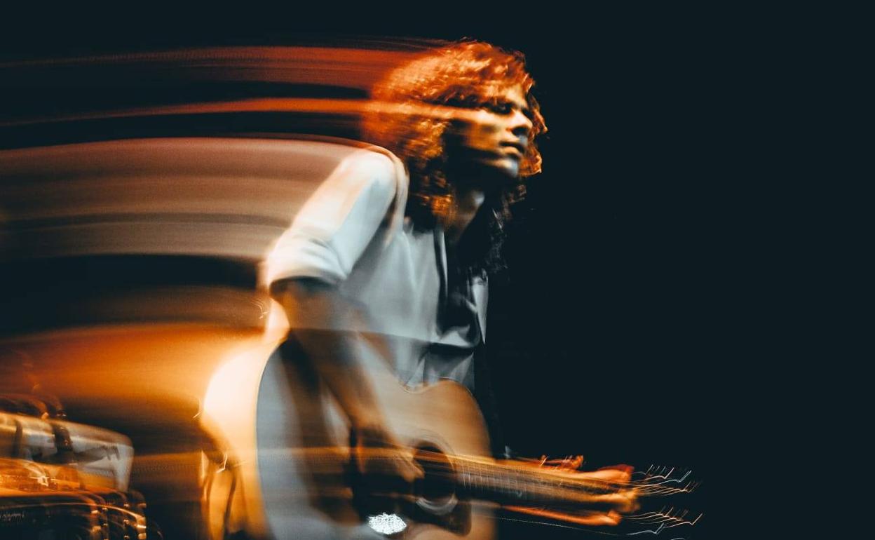 Sarria, en la portada de su EP.