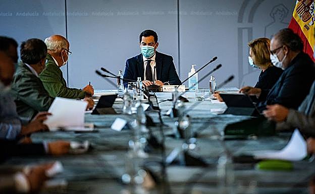 El comité de expertos propondrá nuevas restricciones ante la «tendencia clara ascendente» del coronavirus en Andalucía