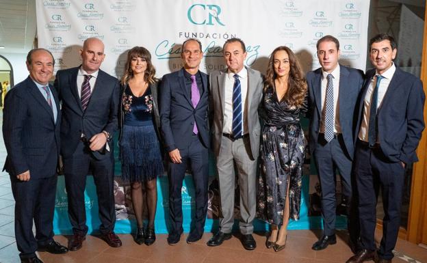 Imagen principal - José Antonio Trujillo, Alberto Martínez, María del MarJiménez, César Ramírez, José María Muñoz, Ana Vera, Carlos Áreas y Lucas Rodríguez. Paco Noblejas, Carolina Galindo, César Ramírez, Macarena Rubio, Joaquín Pérez, Jorge de Castellví y Olga. Alicia Macías, Salvador Vega, César Ramírez y José Antonio Trujillo. 