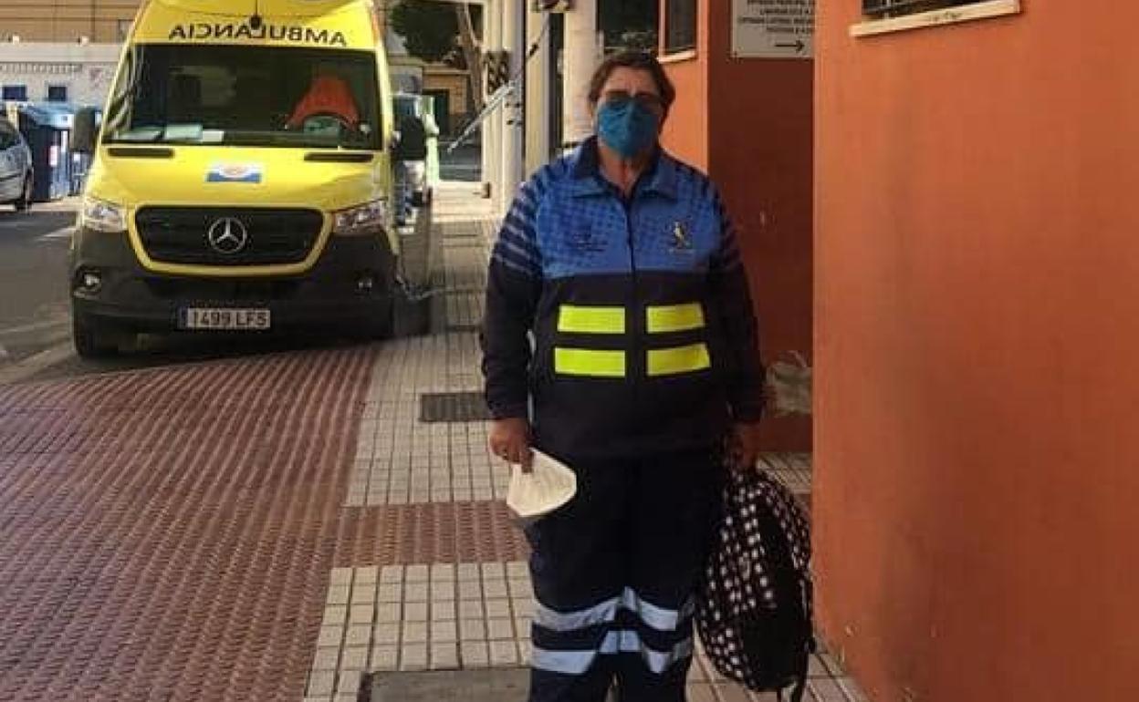 La vigilante que fue agredida presuntamente por un conductor en Torre del Mar el pasado viernes. 