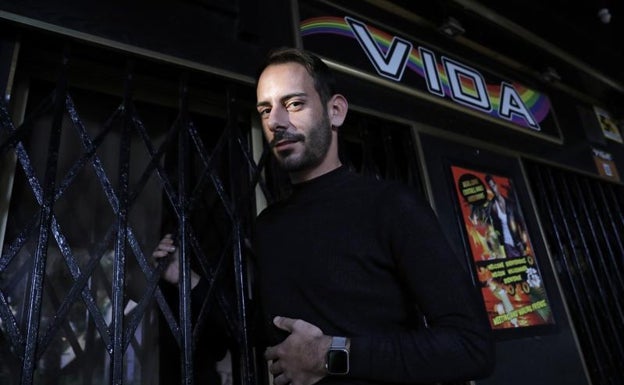 Miguel Robles (Miquel Azure) no duda en visibilizar lo que supone ser VIH positivo