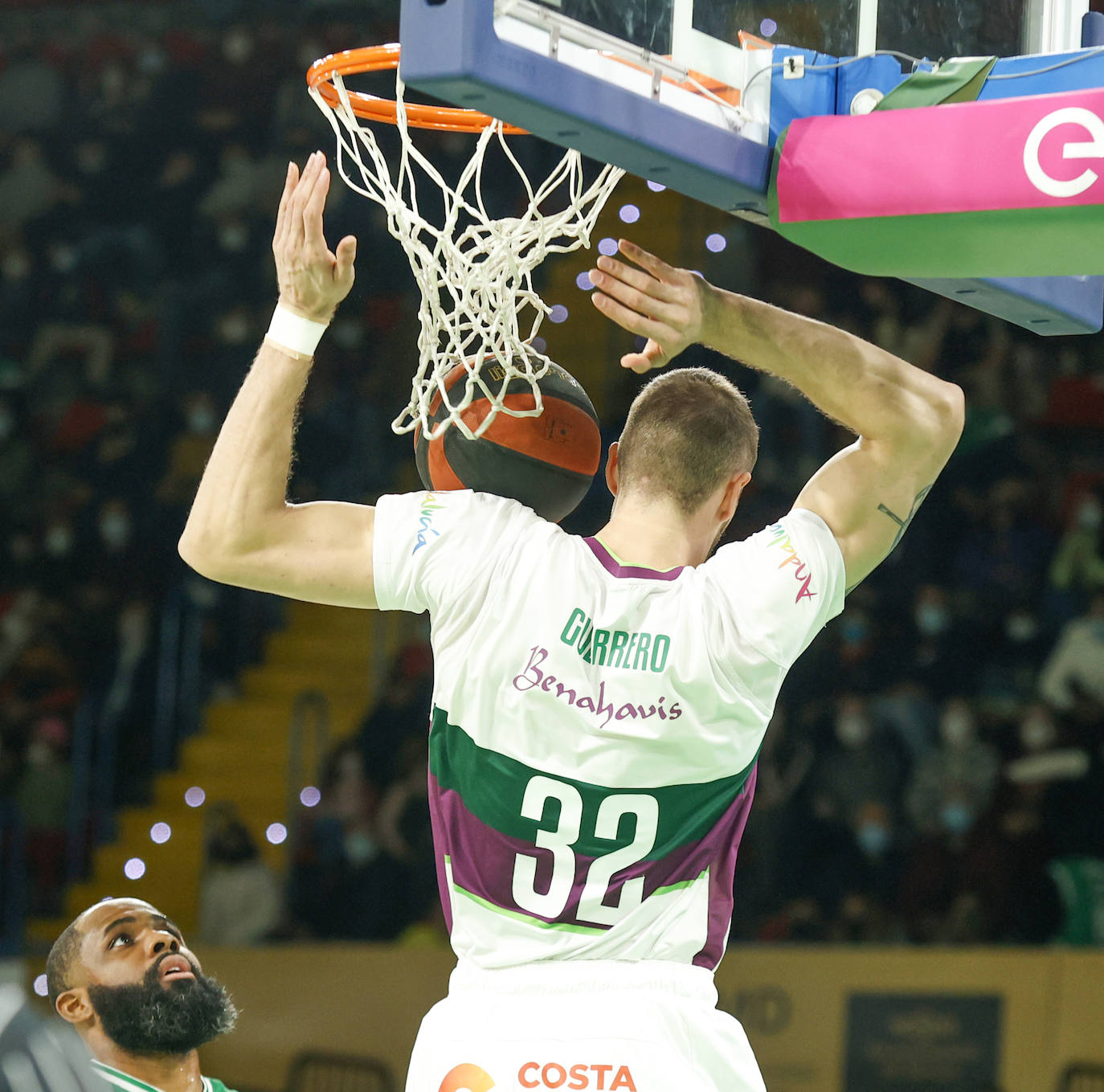 Las mejores imágenes del partido disputado este domingo en Coosur Betis y Unicaja