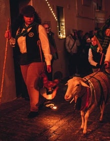 Imagen secundaria 2 - Fiesta de la Virgen de los Rondeles en Casarabonela.