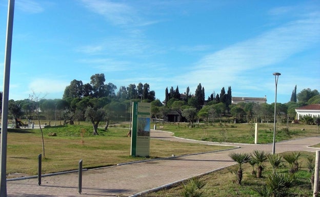 El parque forestal Los Tres Jardines, en Marbella, uno de los pocos que recibe agua reciclada. 