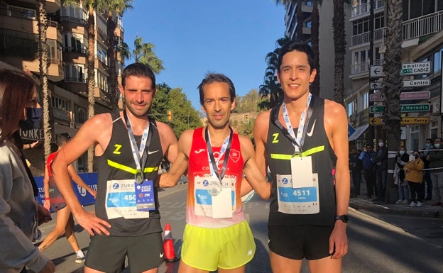 Dalmasso, González y Huaita, el podio de la media maratón. 