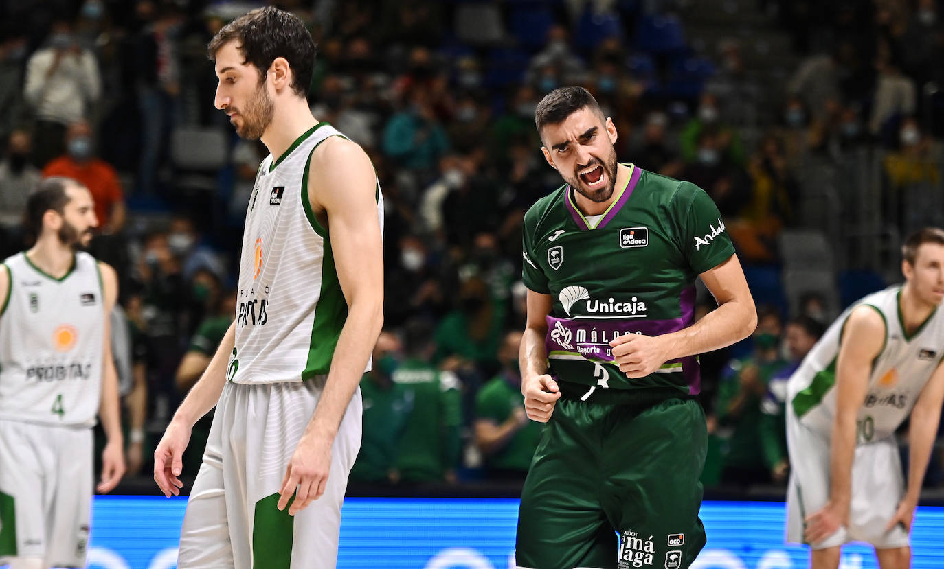 El Unicaja sufrió una dura derrota en un final igualado 