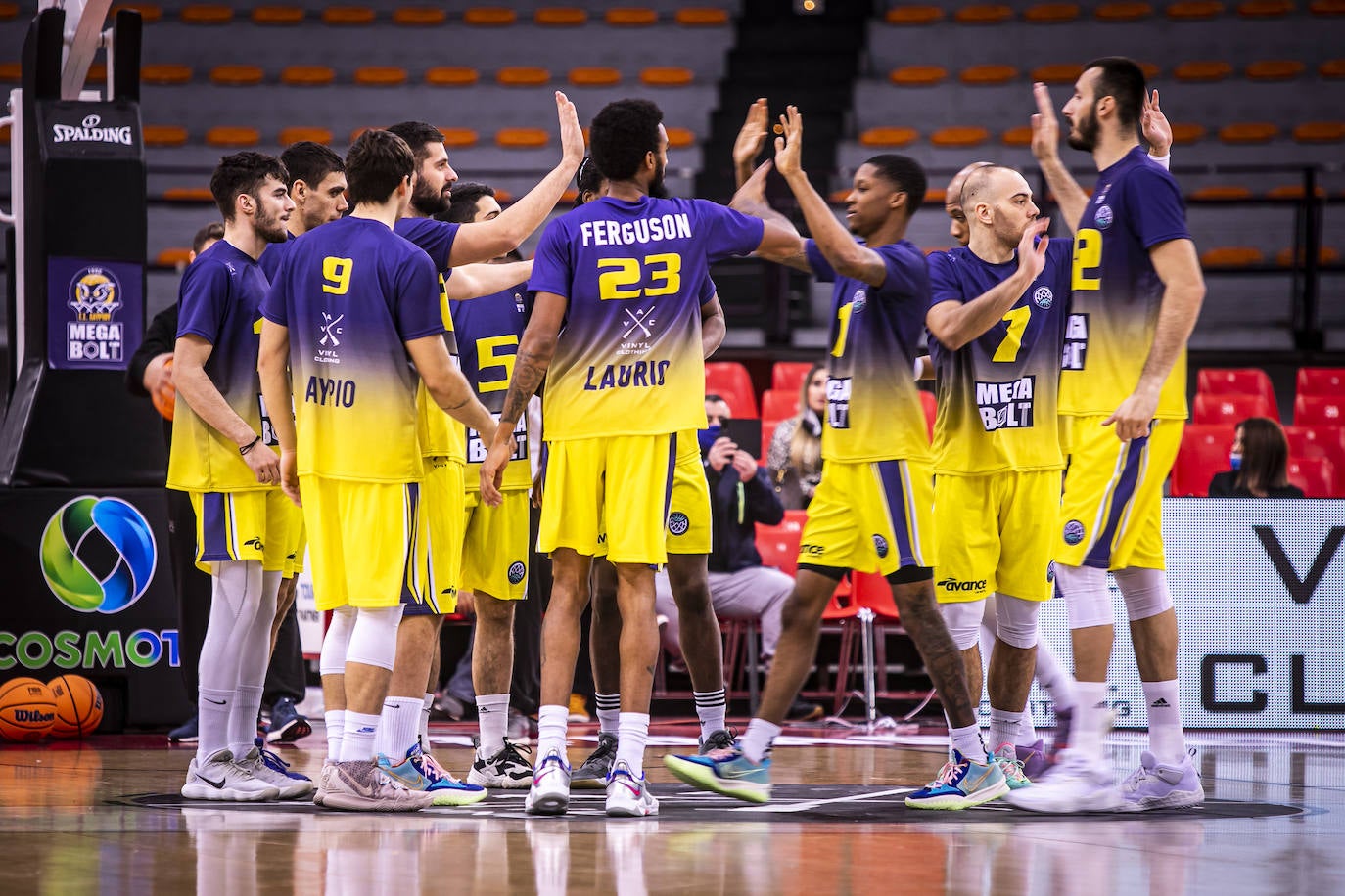 El Unicaja pierde en su visita al Lavrio Megabolt. 