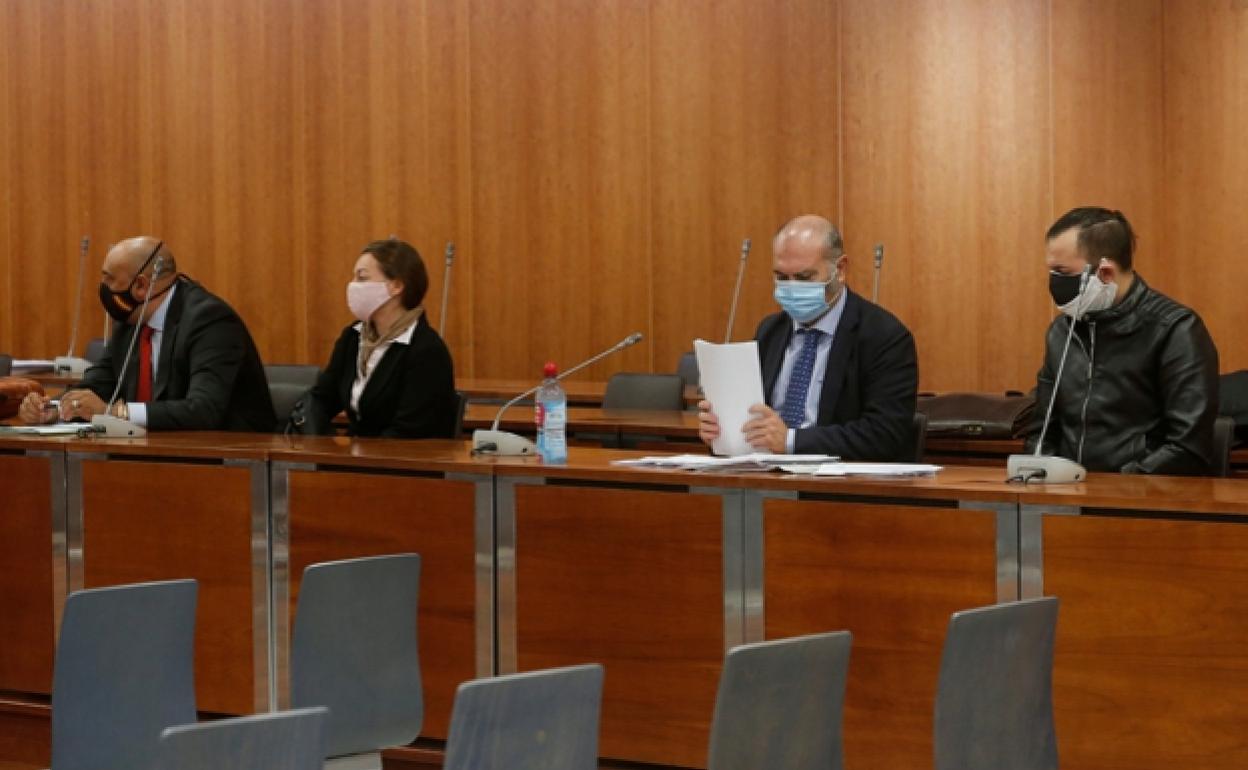 Los procesados en una de las sesiones del juicio. 