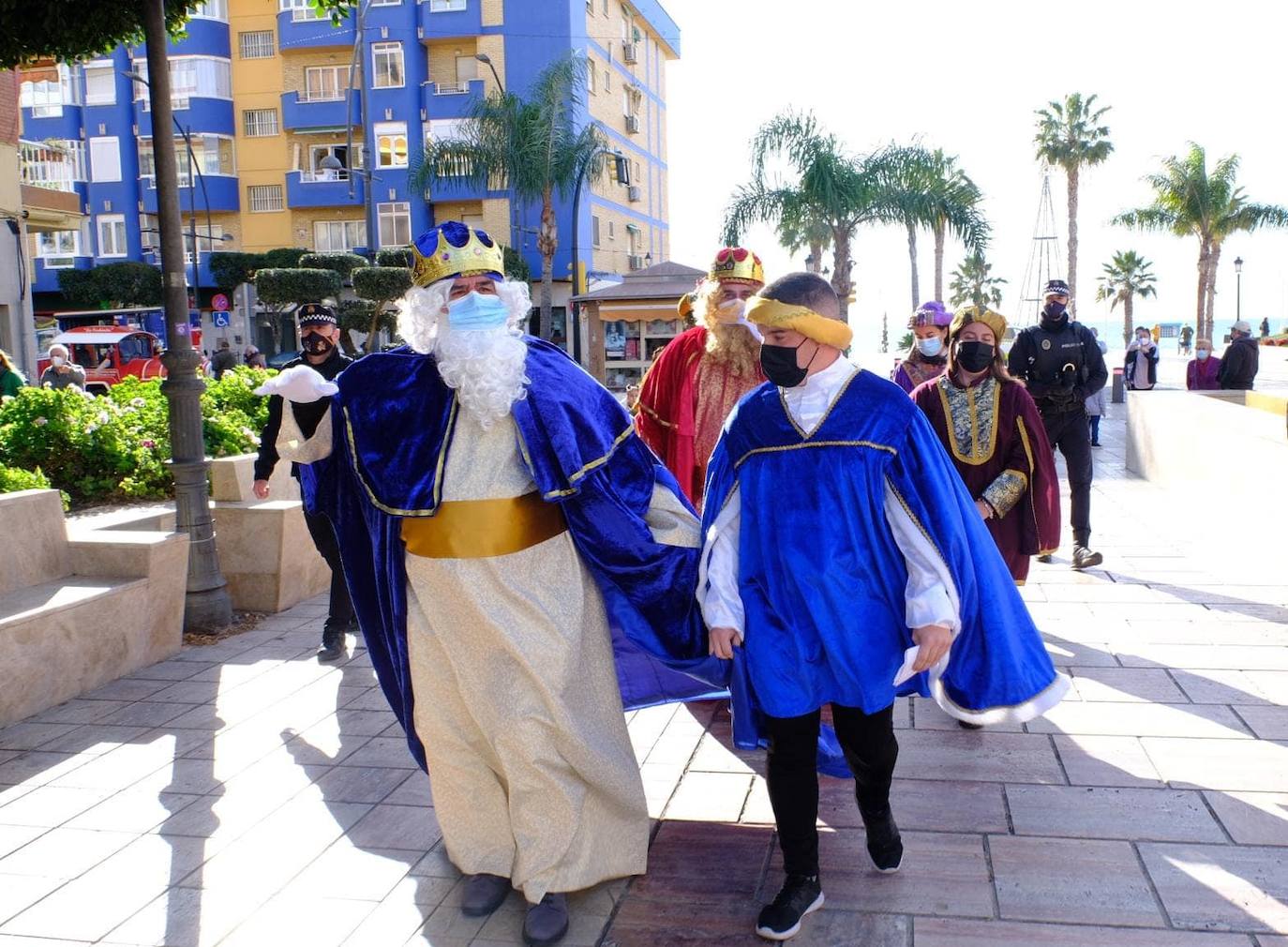 Los Reyes, con los niños de Rincón de la Victoria