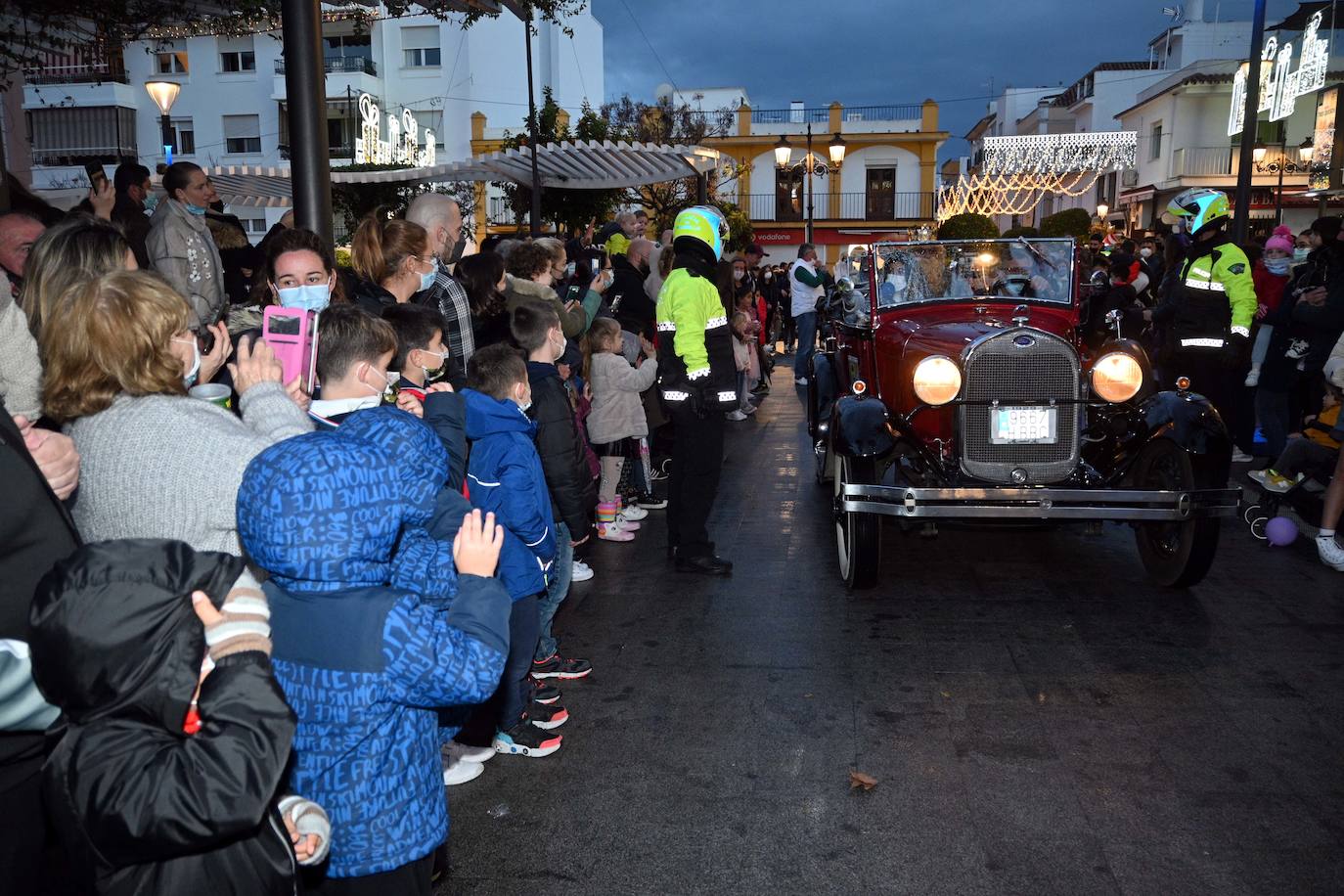 Fotos: Los Reyes Magos llegan a San Pedro Alcántara