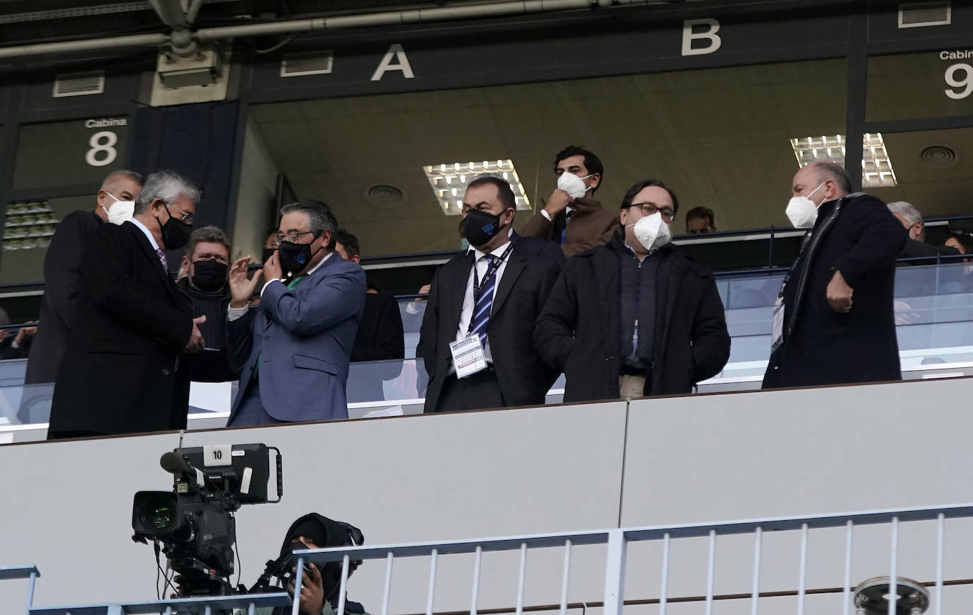 Empate del Málaga con el Sporting en La Rosaleda (2-2). 