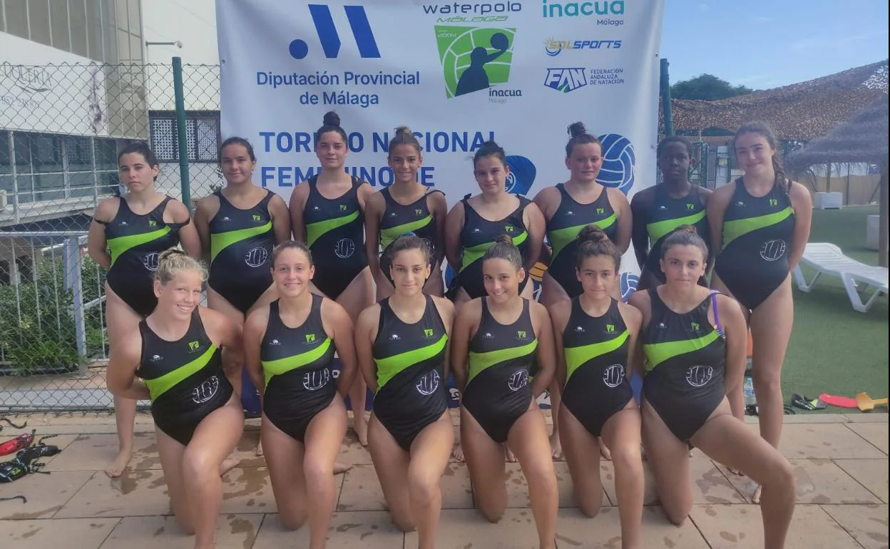 El waterpolo femenino está en auge en Málaga