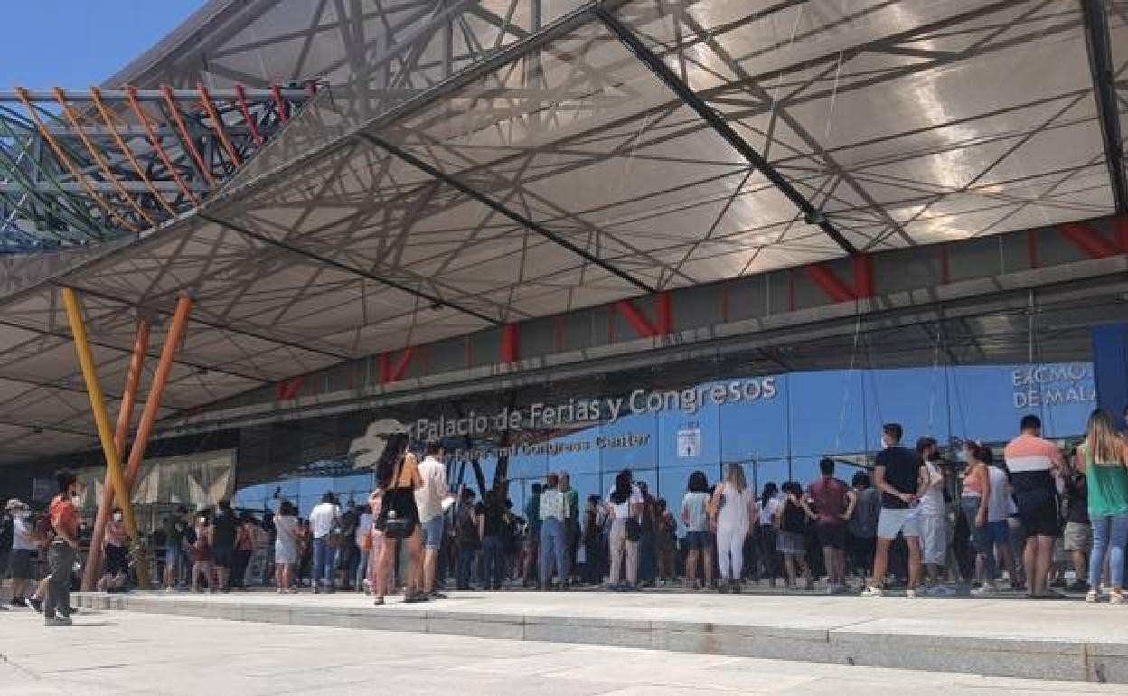 Aspirantes que se presentaron a las pruebas de administrativo celebradas el pasado julio en Málaga. 