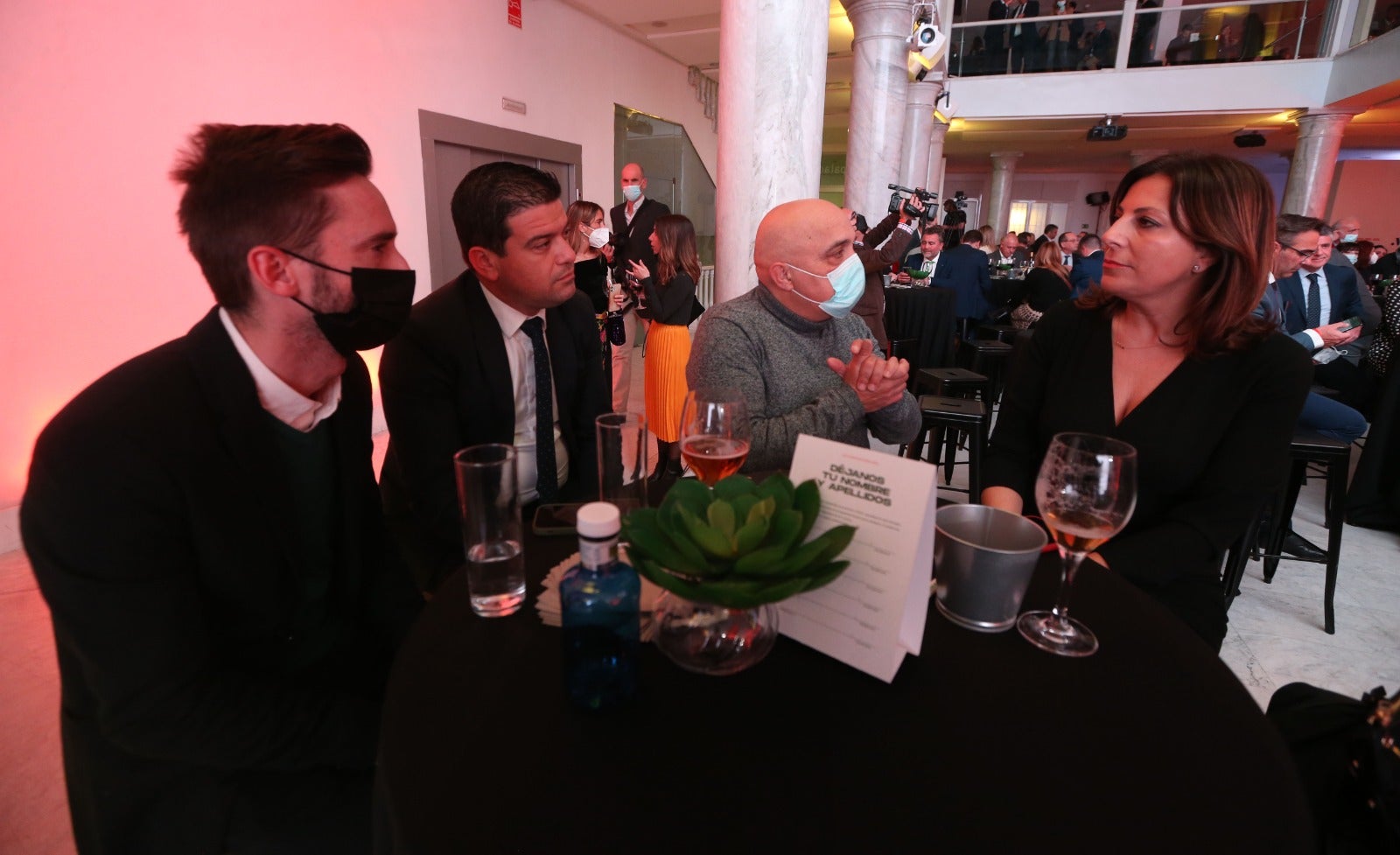 El Palacio de Neptuno acogió anoche un evento de Turismo Costa del Sol que pone el foco en el atractivo de las sierras y valles de la provincia