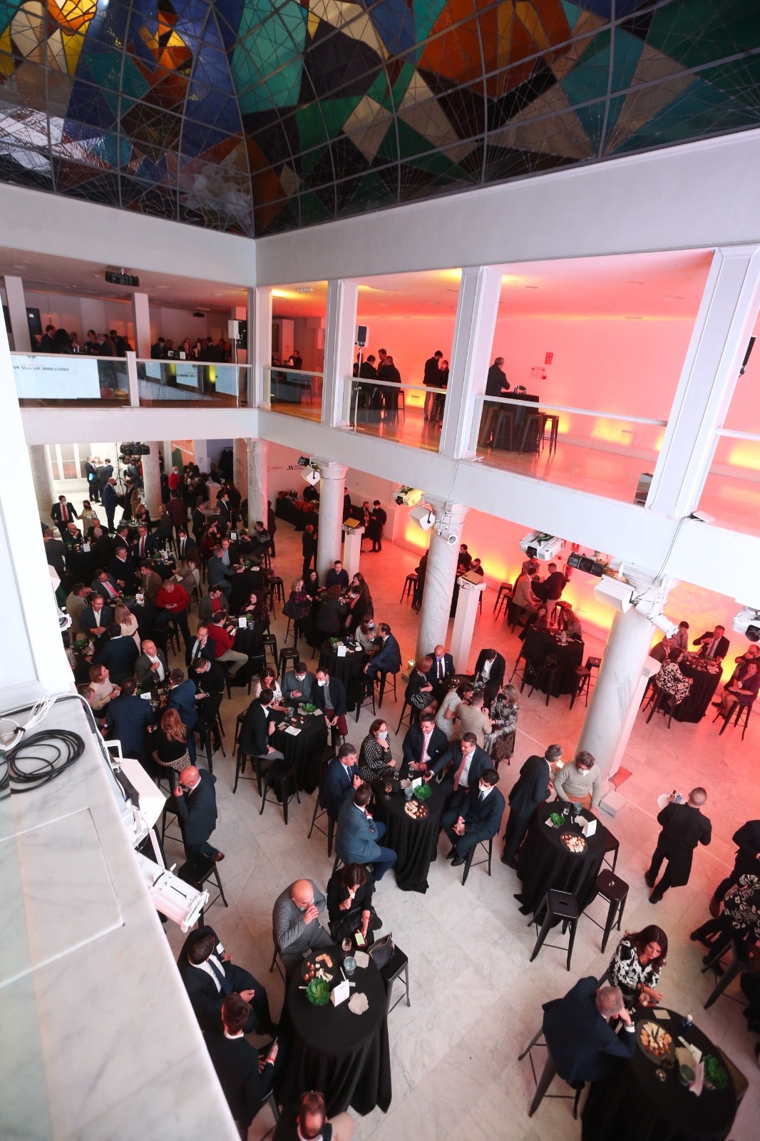 El Palacio de Neptuno acogió anoche un evento de Turismo Costa del Sol que pone el foco en el atractivo de las sierras y valles de la provincia