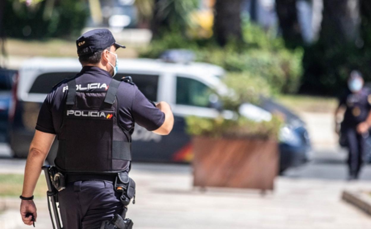 Desarticulan un narcopiso en Málaga y detienen a cinco personas