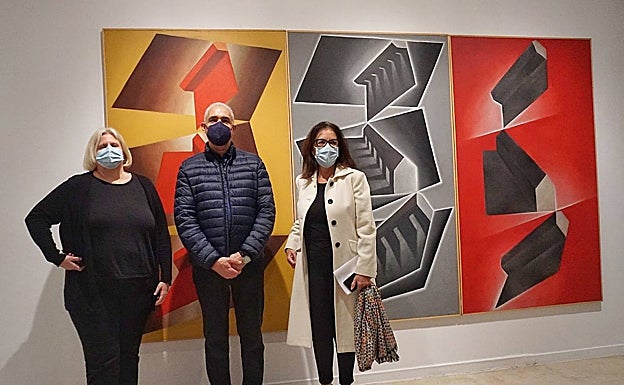 Helena Juncosa, Antonio Rojas y Susana Martín, durante la presentación de la exposición. 