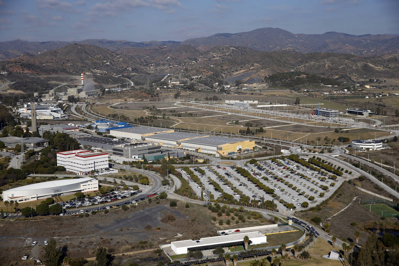 La Unidad de Medios Aéreos de la Policía Nacional creada en Málaga en el 86 cuenta con su helicóptero y un equipo de drones para perseguir la delincuencia