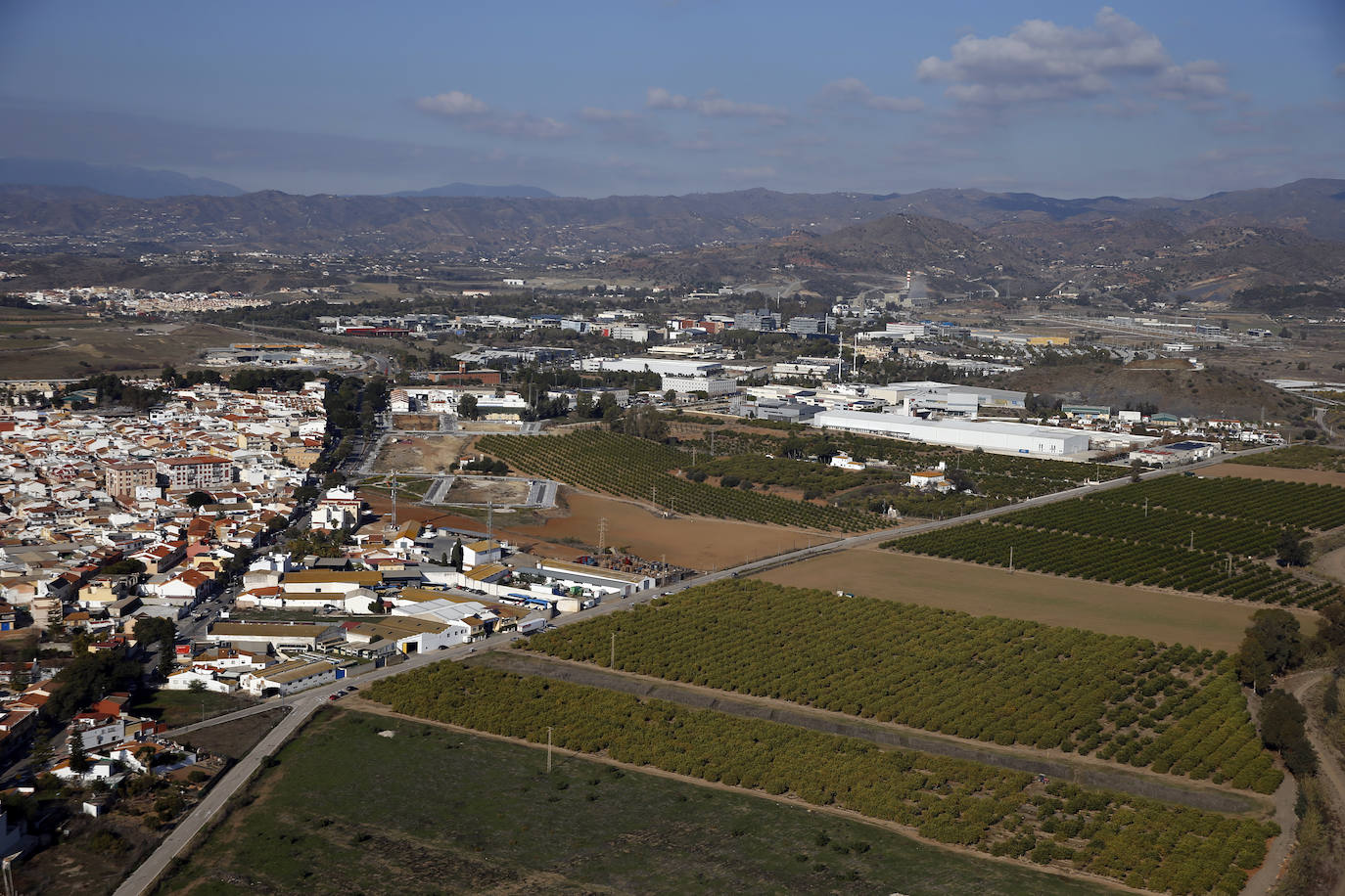 La Unidad de Medios Aéreos de la Policía Nacional creada en Málaga en el 86 cuenta con su helicóptero y un equipo de drones para perseguir la delincuencia