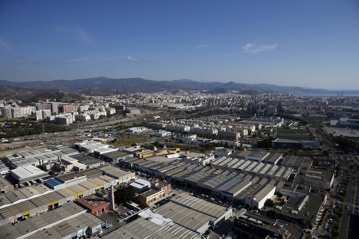 La Unidad de Medios Aéreos de la Policía Nacional creada en Málaga en el 86 cuenta con su helicóptero y un equipo de drones para perseguir la delincuencia