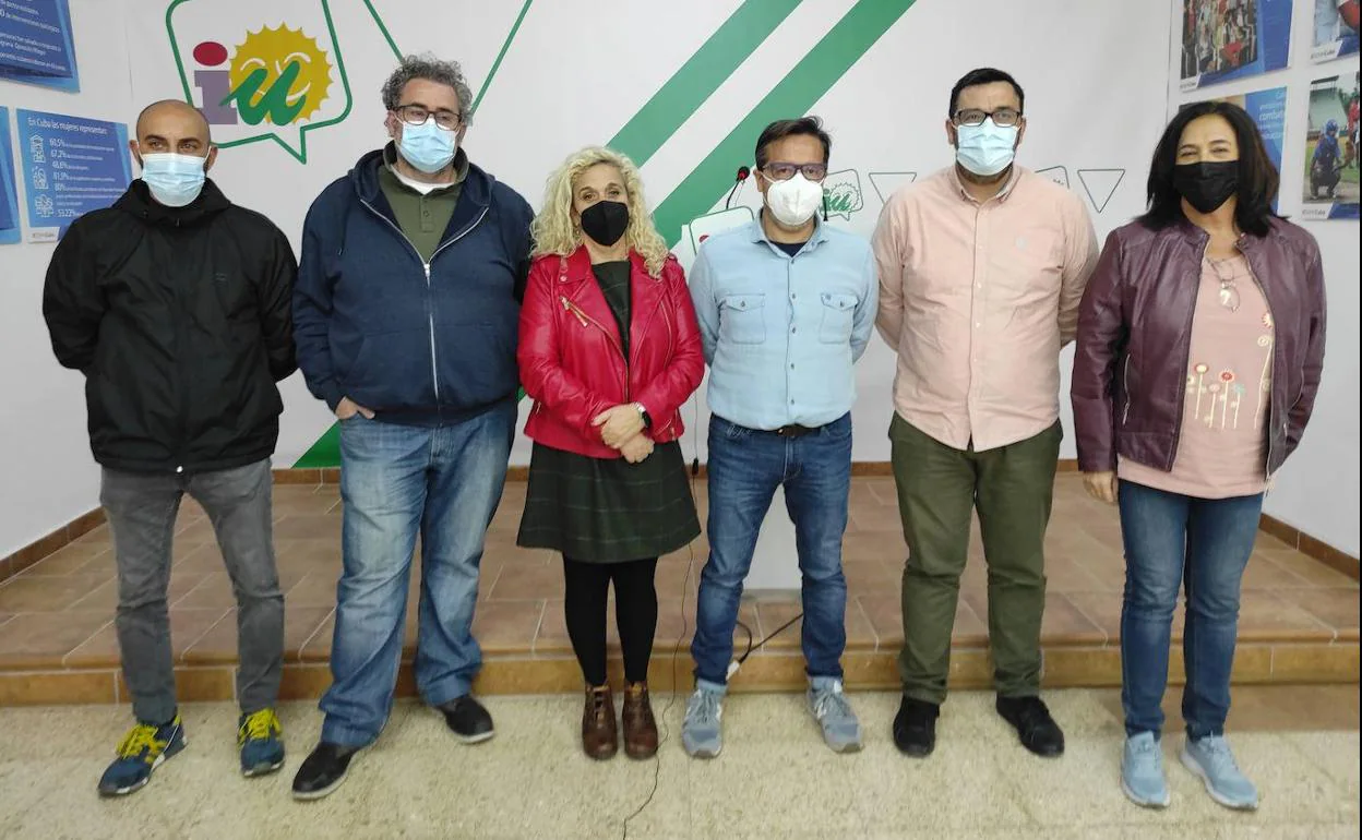 Unidas Podemos y CC.OO. exigen la integración en el SAS del personal del transporte sanitario de Málaga