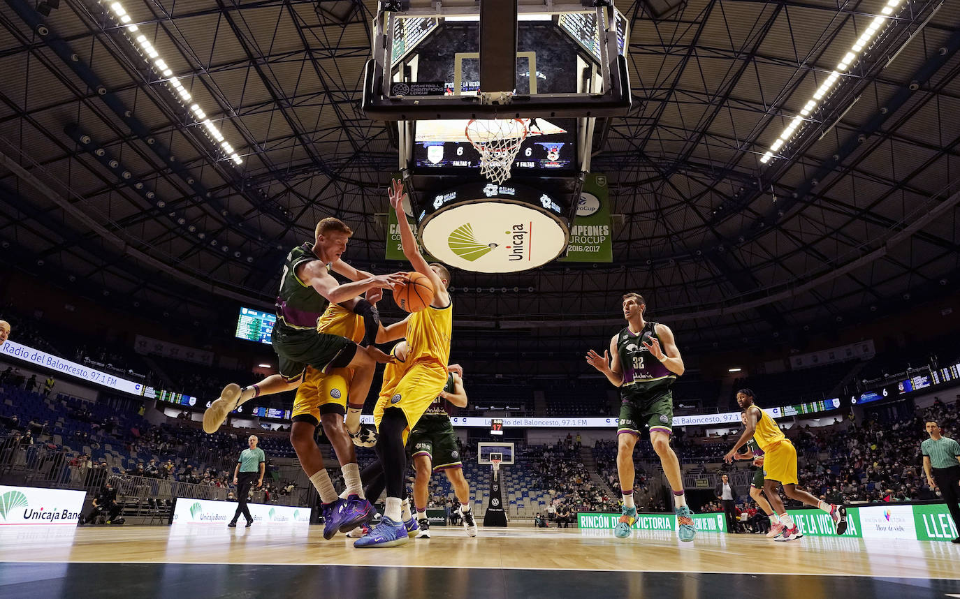 El Unicaja dejó el partido encarrilado en el tercer cuarto 