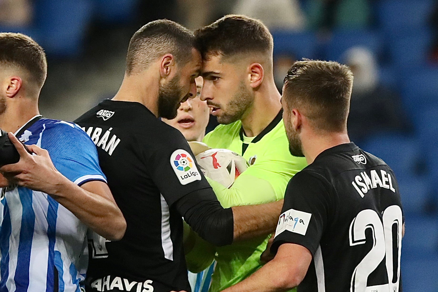 Sin energía ni actitud ni respuesta desde el banquillo, concedió un 2-0 a la Real B y después quiso mejorar su imagen, pero sin pegada