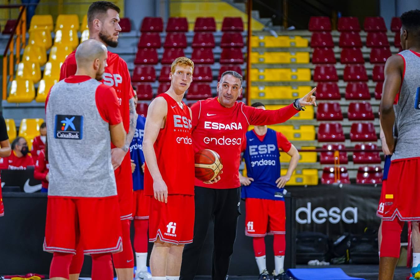 Alberto Díaz, durante el entrenamiento de España en Córdoba.