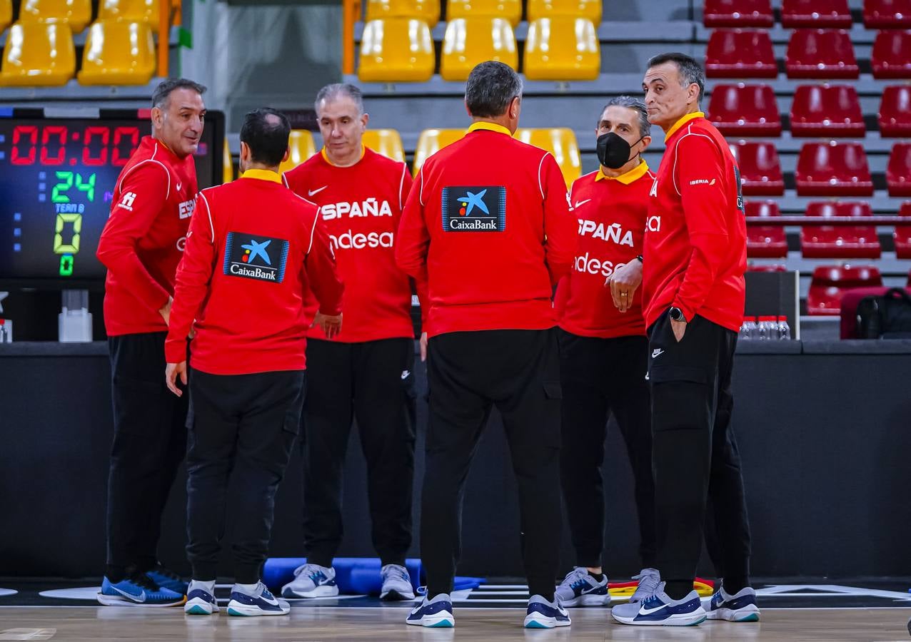 Alberto Díaz, durante el entrenamiento de España en Córdoba.