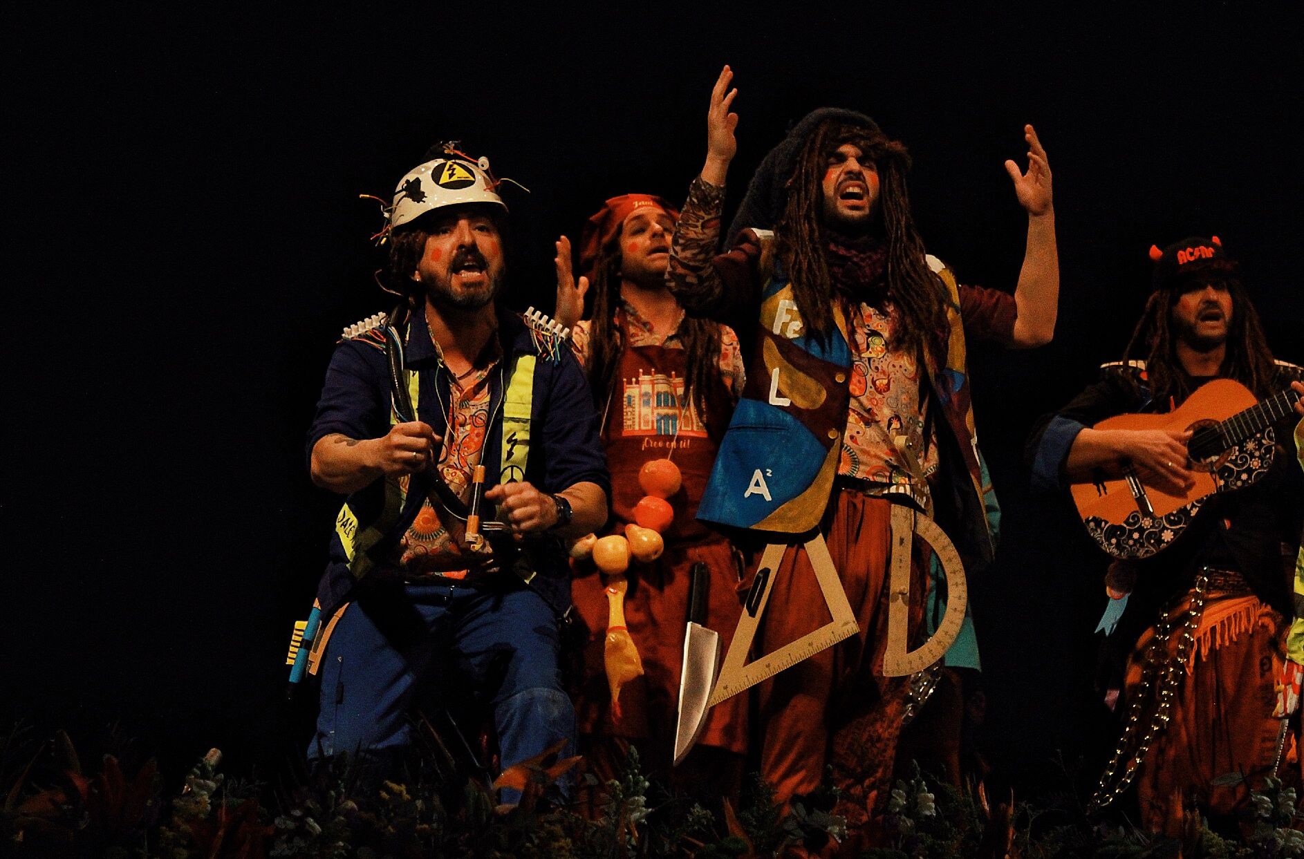 Grupos de la primera semifinal del COAC Málaga en el Teatro Cervantes