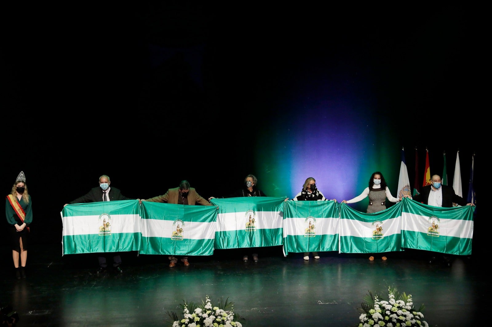 El acto retorna al Auditorio Edgar Neville y se convierte en un clamor contra la guerra en Ucrania