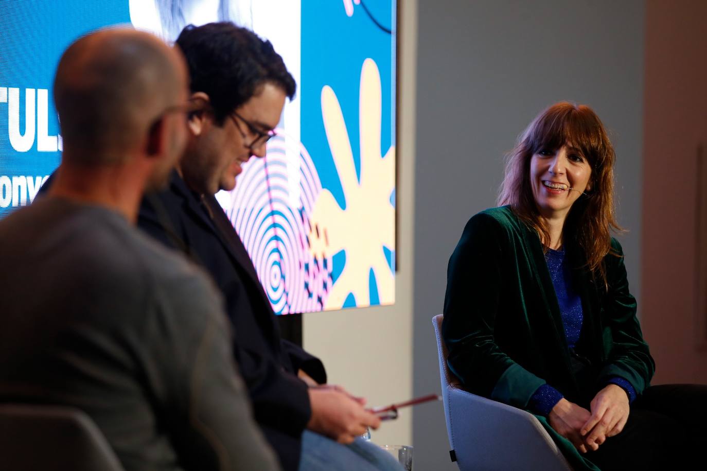 La cantautora Tulsa, en el Aula de Cultura de SUR este jueves. 