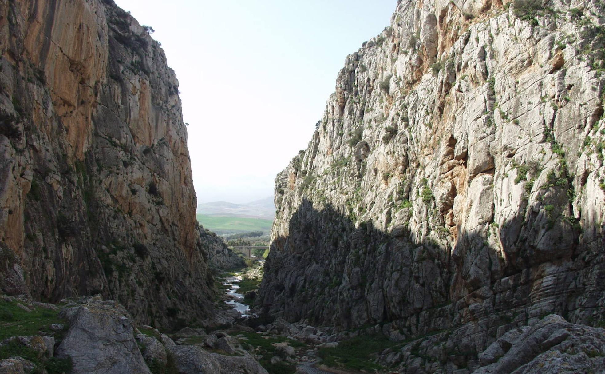 La espectacular garganta del Tajo del Molino se encuentra en el término municipal de Teba. 