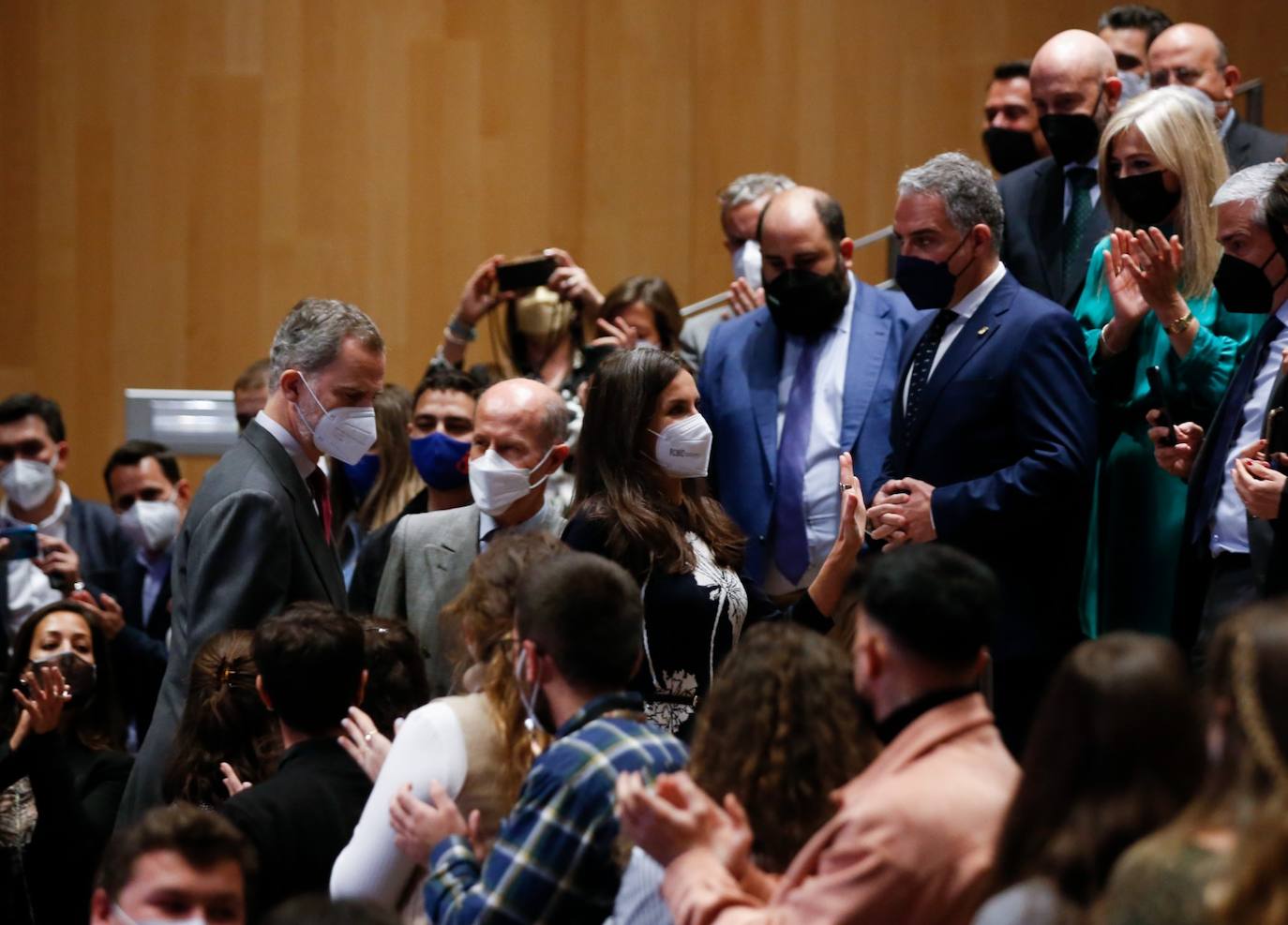 Don Felipe y doña Letizia estrenan el ambicioso proyecto sobre emprendimiento juvenil que ha escogido Málaga como primera para de su gira nacional