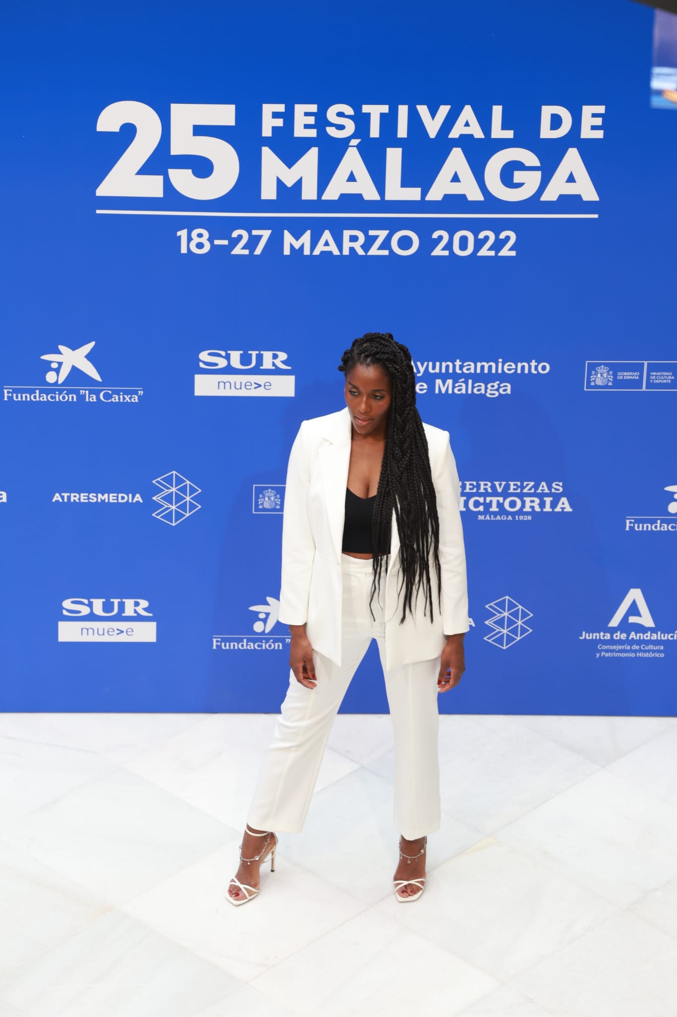 Photocall con el equipo de la película 'La piel en llamas', de David Martín Porras