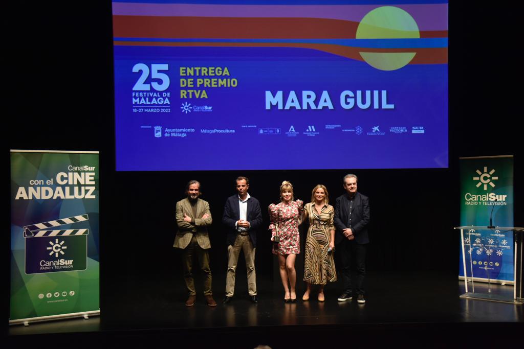 Entrega del Premio RTVA a la actriz Mara Guil.