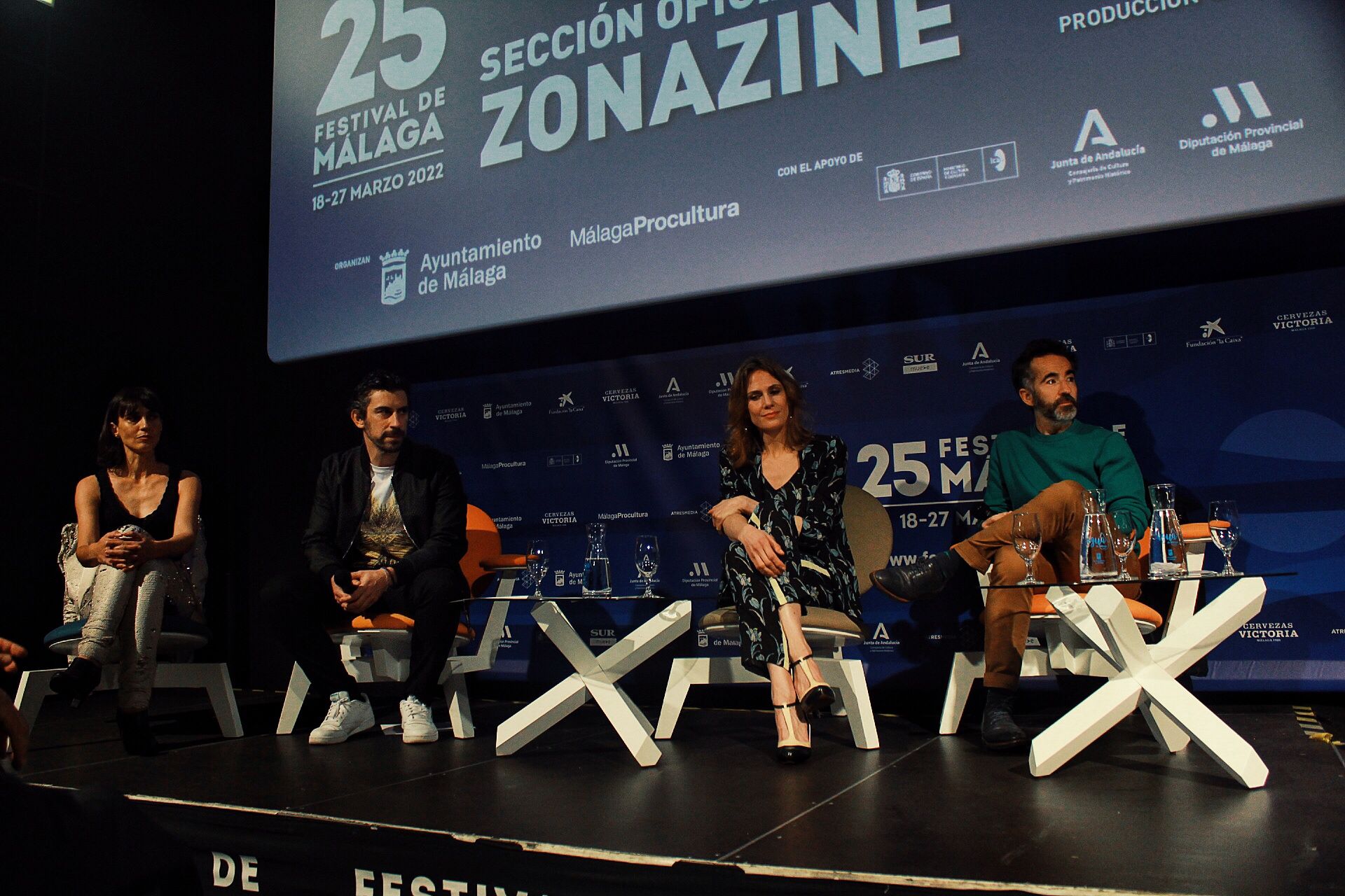 Presentación de la película 'Las niñas de cristal', de Jota Linares 