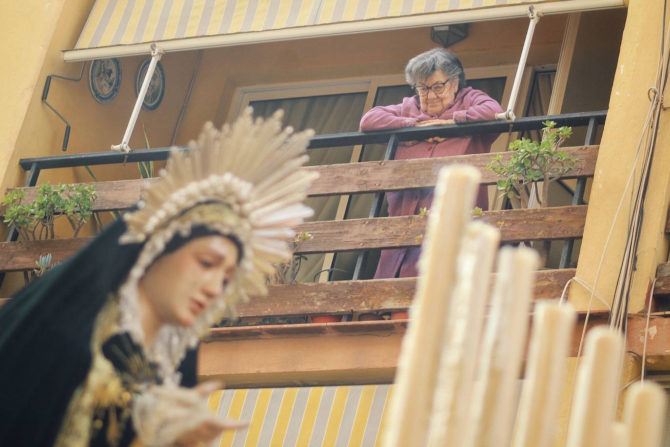 Lágrimas del Carmen y Nuestra Señora del Sol desfilaron por sus barrios