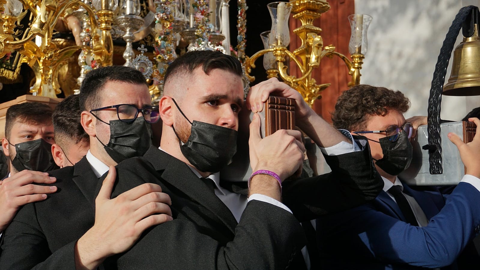 Procesiones previas a la Semana Santa, tras dos años sin salir con motivo de la pandemia, en la que cientos de personas arroparon en todo momento las salidas