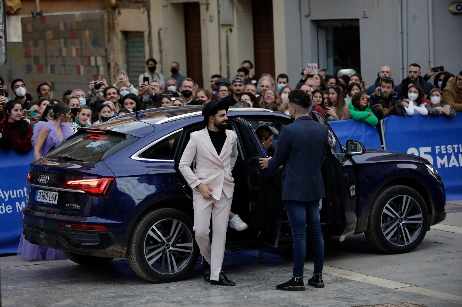 Todas las fotos de la jornada: ruedas de prensa, pases de películas, presentaciones y la gran gala del Teatro Cervantes