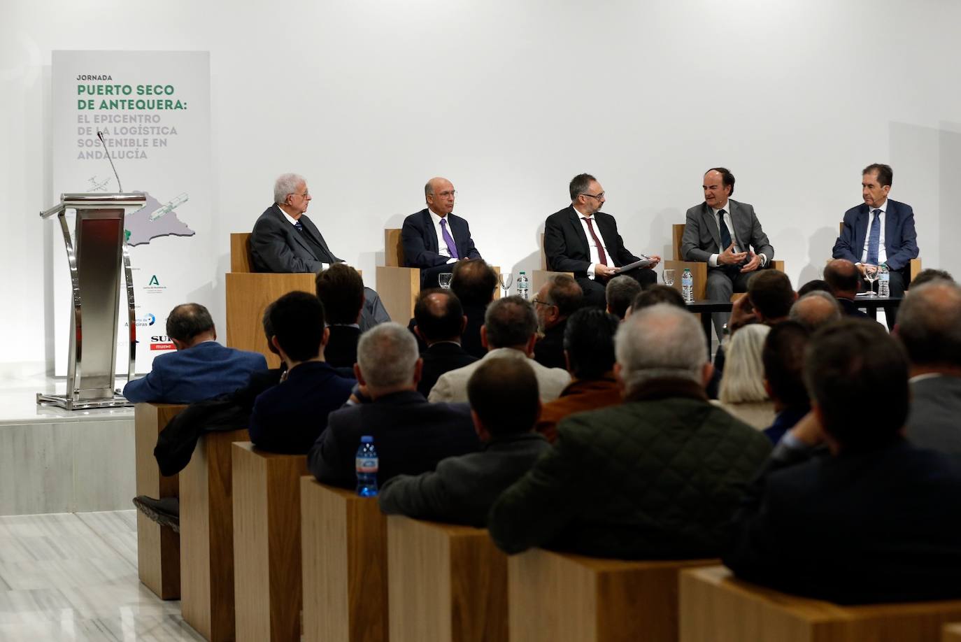 El acto ha sido organizado por SUR, el Puerto Seco y los puertos de Algeciras y Málaga en colaboración con la Junta de Andalucía y el Ayuntamiento de Antequera.