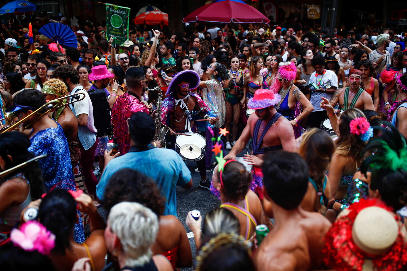 El Carnaval vuelve a Río de Janeiro tras dos años sin celebrarse por el covid