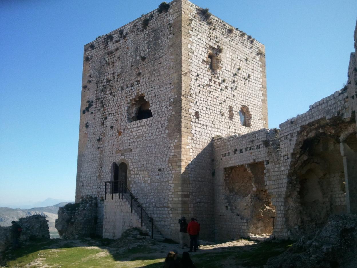 Torre del homenaje. .