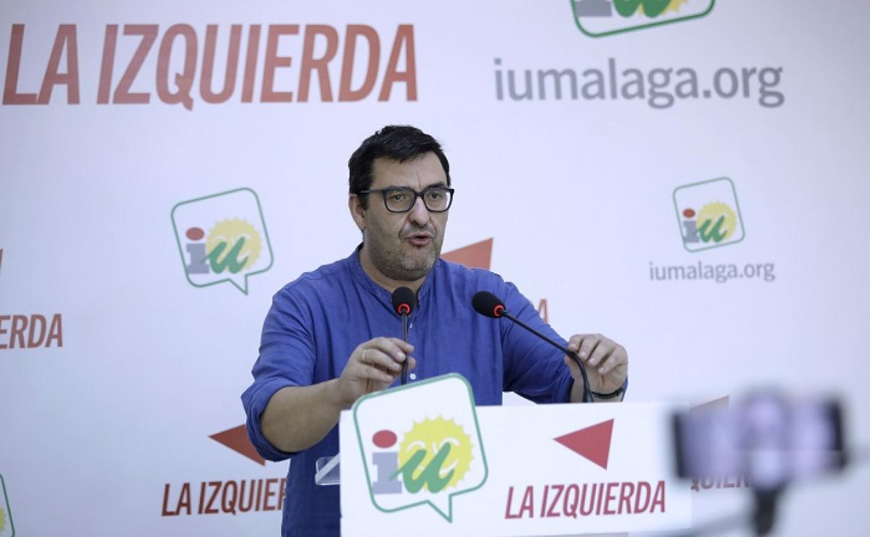 Guzmán Ahumada, en la sede de IU en Málaga. 