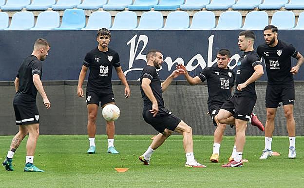 Jairo, Ismael Casas y Chavarría, novedades del Málaga para viajar a Las Palmas